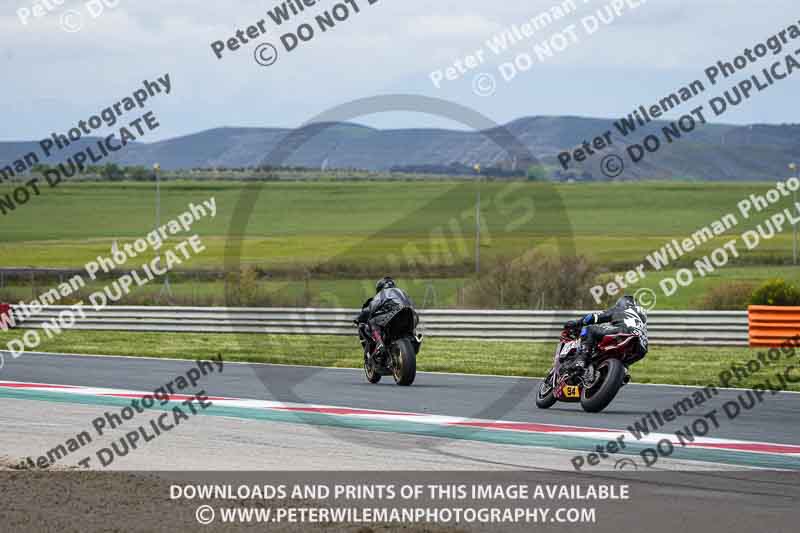 cadwell no limits trackday;cadwell park;cadwell park photographs;cadwell trackday photographs;enduro digital images;event digital images;eventdigitalimages;navarra;no limits trackdays;peter wileman photography;racing digital images;trackday digital images;trackday photos